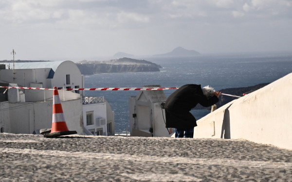 Κοινωνικούς λειτουργούς και ψυχολόγους στέλνει στη Σαντορίνη ο Ελληνικός Ερυθρός Σταυρός
