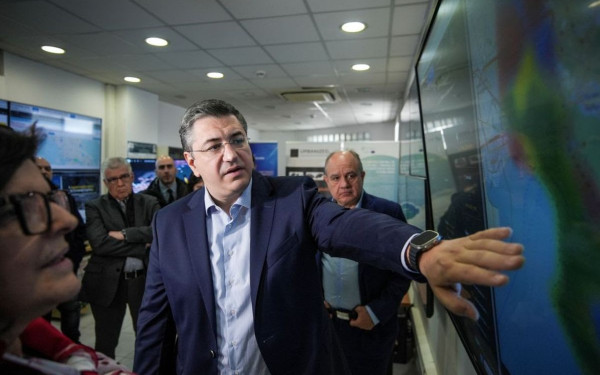 Επίσκεψη Τζιτζικώστα στο ΕΚΕΤΑ: «Στους 10 κορυφαίους οργανισμούς έρευνας και καινοτομίας σε όλη την Ευρώπη»