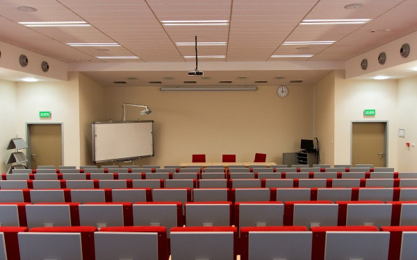 Προβληματισμός επικρατεί στους ιδιοκτήτες Κολεγιών για τις διαδικασίες αδειοδότησης των Μη Κρατικών