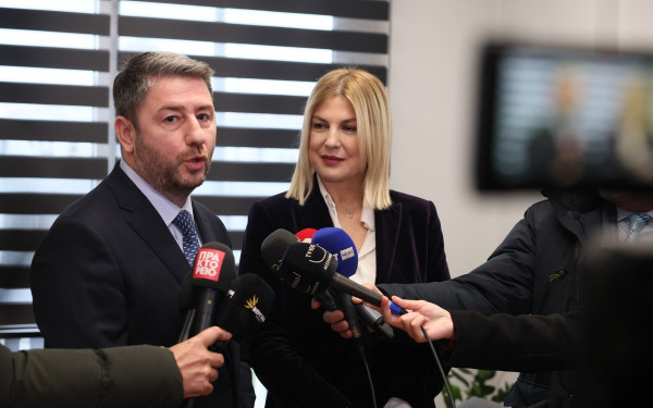 Διεύρυνση και ολομέτωπη επίθεση στη ΝΔ από το ΠΑΣΟΚ