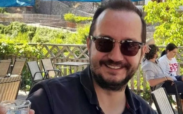 Βασίλης Καλογήρου: «Κλειδί» ο ιατρικός φάκελος του 39χρονου - Καταθέτουν οι γονείς και ο θείος του για τα σενάρια δολοφονίας του (βίντεο)
