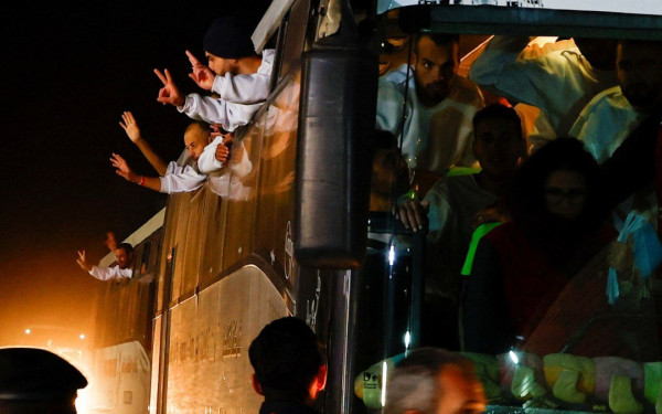 Γάζα: Ολοκληρώθηκε η ανταλλαγή Παλαιστίνιων κρατουμένων με τις σορούς τεσσάρων ομήρων