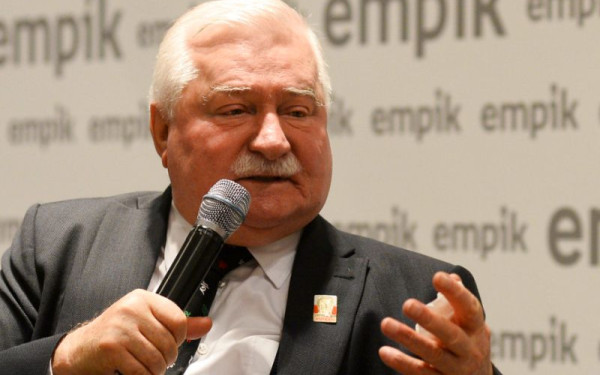 Πολωνία - Λεχ Βαλέσα: Υπέγραψε επιστολή εκφράζοντας «τρόμο και αποστροφή» προς τον Τραμπ