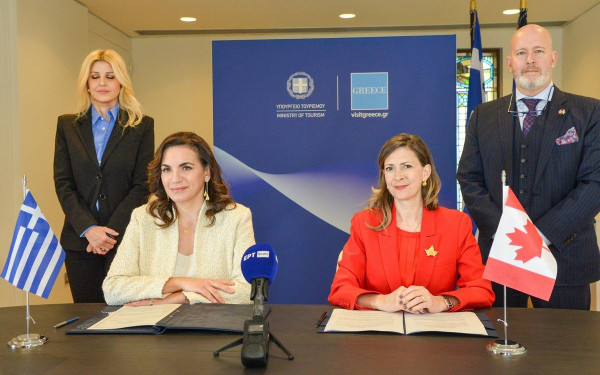 Υπεγράφη μνημόνιο τουριστικής συνεργασίας Ελλάδας-Καναδά