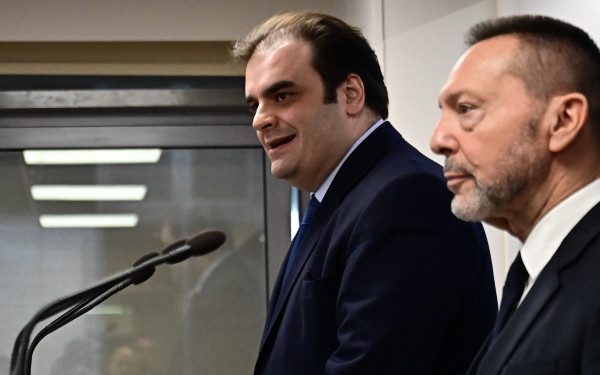 Συνάντηση Κ. Πιερρακάκη - Γ. Στουρνάρα: Συναντίληψη κυβέρνησης και ΤτΕ για την ελληνική οικονομία