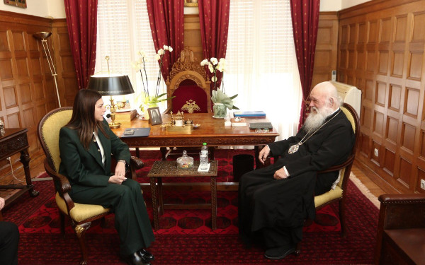 Συνάντηση του αρχιεπισκόπου Ιερωνύμου με την υπουργό Παιδείας Σ. Ζαχαράκη