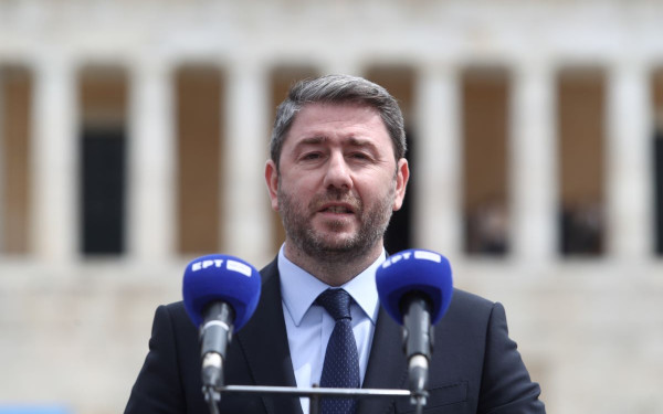Ανδρουλάκης: Έχουμε χρέος να εργαστούμε για να ενισχύσουμε τους συντελεστές εθνικής ισχύος (βίντεο)