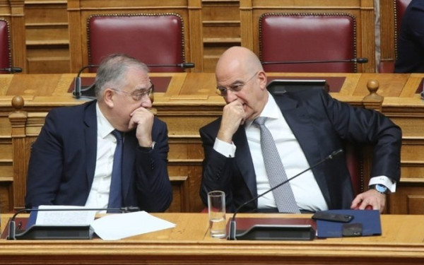 Υπογράφεται η σύμβαση για το πρόγραμμα «Θώραξ» παρουσία Δένδια - Θεοδωρικάκου