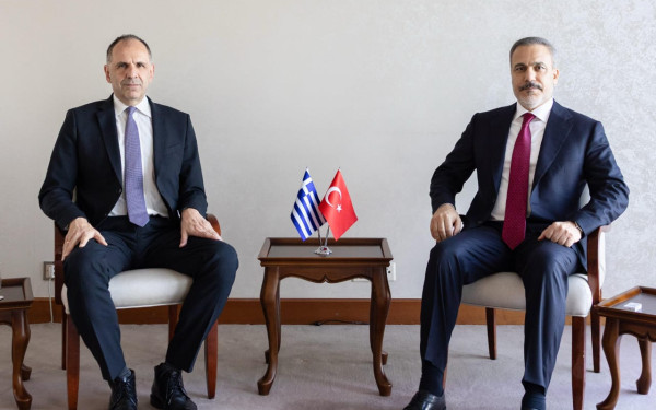 Συνάντηση Γεραπετρίτη - Φιντάν στο περιθώριο της πενταμερούς για το Κυπριακό