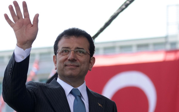 Τουρκία: Ο φυλακισμένος Ιμάμογλου προκαλεί τον Ερντογάν να προκηρύξει πρόωρες εκλογές τώρα