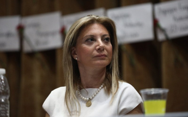 Μαρία Καρυστιανού για εκταφές θυμάτων Τεμπών: «Κανείς δεν θα ακουμπήσει τον τάφο των παιδιών»