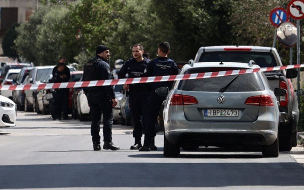 Κορωπί: «Δεν έμοιαζε με γυναίκα που είναι καλά με τον σύντροφό της» λέει φίλος του ζευγαριού για την 40χρονη που ξυλοκοπήθηκε