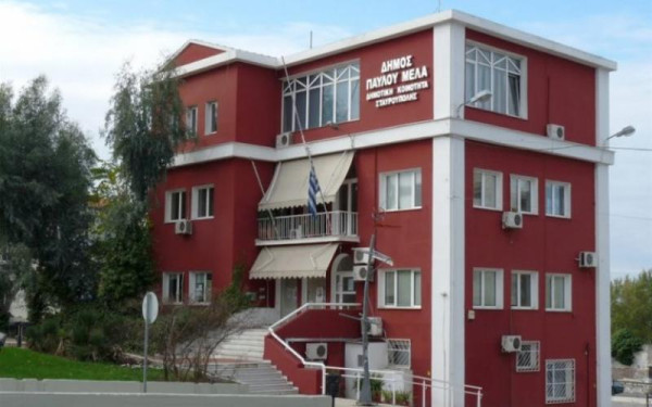 Παύλου Μελά: Προϋπολογισμός χωρίς τον δήμαρχο - Οργή της αντιπολίτευσης που τα… βρόντηξε από τη συνεδρίαση