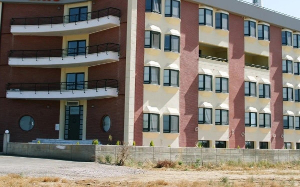 Το Διεθνές Πανεπιστήμιο της Ελλάδος αγόρασε ακίνητο για τις φοιτητικές εστίες στην Πανεπιστημιούπολη της Σίνδου