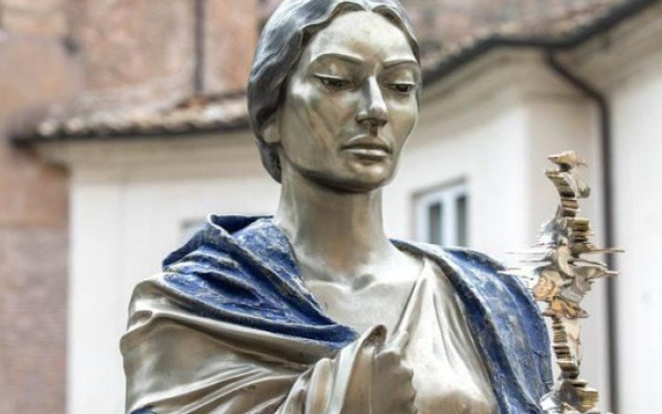 Γαλλία: Άγαλμα της Μαρίας Κάλλας κοσμεί από χθες το κεντρικό κτίριο της UNESCO στο Παρίσι