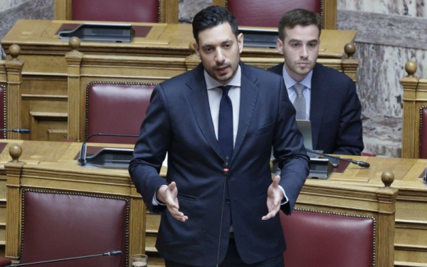 Βουλή-Κ. Κυρανάκης: Αυθεντικά, σύμφωνα με την Διεύθυνση Εγκληματολογικών Ερευνών, τα βίντεο των τρένων στα Τέμπη