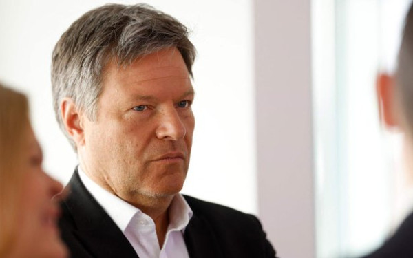 Γερμανία: «Η δασμολογική μανία των ΗΠΑ θα προκαλέσει τεράστια ζημιά παγκοσμίως»