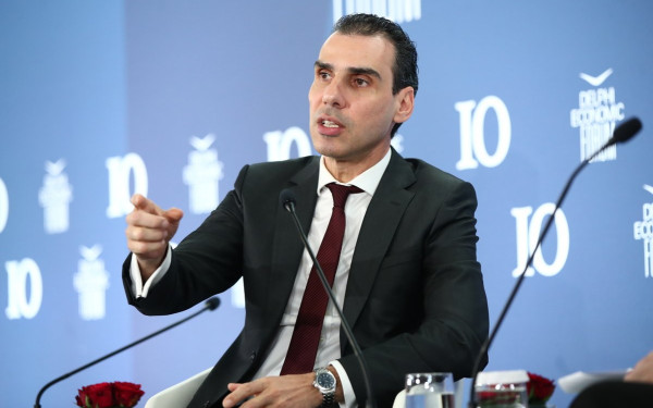 Μ. Θεμιστοκλέους: Ενισχύεται ο στόλος των αεροδιακομιδών με ιδιωτικό ελικόπτερο