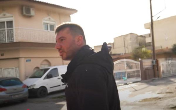 Youtuber «εισέβαλε» στον Δενδροπόταμο - Διακίνηση και χρήση ναρκωτικών δίπλα από το αστυνομικό μέγαρο (βίντεο)