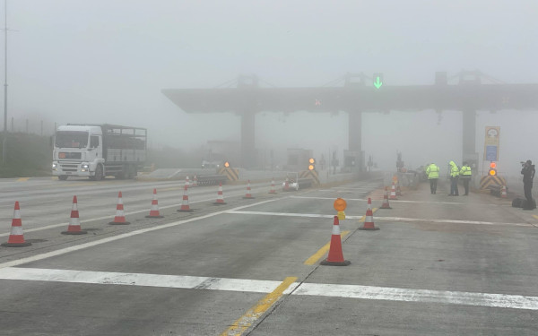 Δυστύχημα στον Πολύμυλο: Tα διόδια και οι... ευθύνες  που χάνονται στην ομίχλη