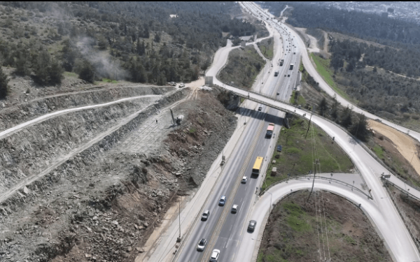 Flyover: Με γοργούς ρυθμούς οι εργασίες - Στήνεται το «μπλε καλούπι», δείτε βίντεο