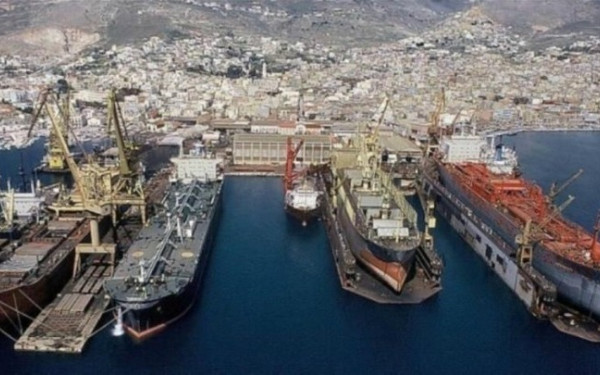 Τα Ναυπηγεία Σαλαμίνας επισκέφθηκε ο υπουργός Ενόπλων Δυνάμεων της Γαλλίας