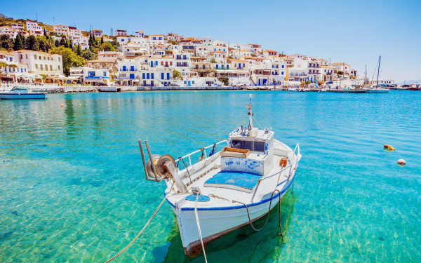 Η Άνδρος στο «top 5» των Ελληνικών προορισμών για διακοπές
