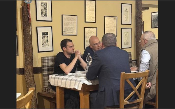 Αλεξανδρούπολη: Ιδιωτική επίσκεψη Δένδια στην πόλη και δείπνο με τον γιο του σε ταβερνάκι