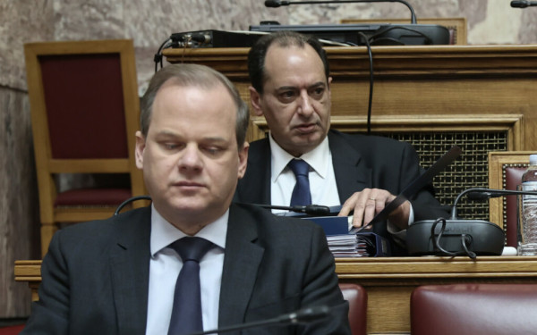 Δικογραφία για Τέμπη: Ερευνώνται για κακούργημα Καραμανλής και Σπίρτζης - Οι απολογίες που τους εμπλέκουν