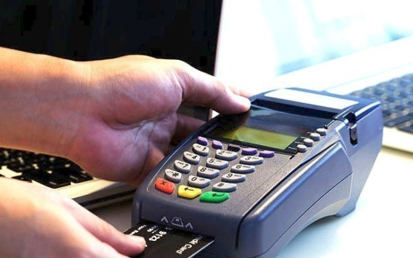 Οι σκανδιναβικές χώρες και η Εσθονία θα εισαγάγουν κάρτες πληρωμών χωρίς διαδικτυακή σύνδεση