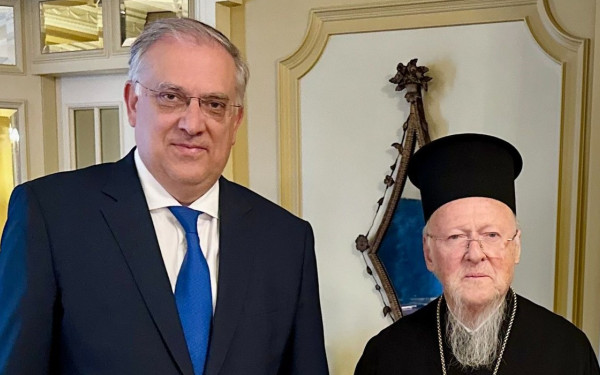 Συνάντηση Θεοδωρικάκου με τον Οικουμενικό Πατριάρχη Βαρθολομαίο