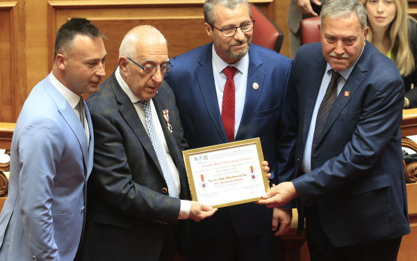 Η Βουλή τίμησε τους εθελοντές αιμοδότες για την προσφορά τους στη ζωή και στον άνθρωπο