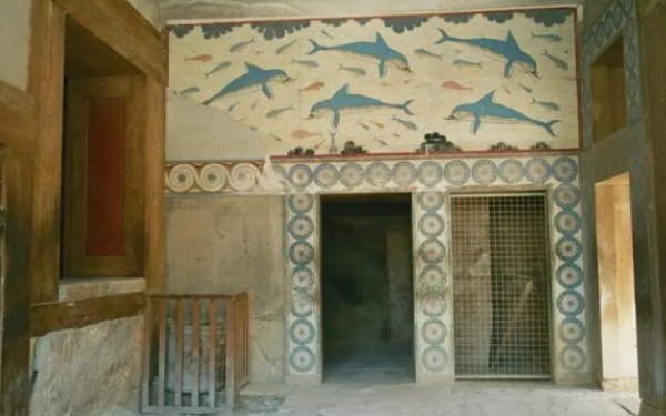 Το Υπ. Πολιτισμού για την κατάρρευση αντίγραφου τμήματος τοιχογραφίας στο Ανάκτορο της Κνωσού