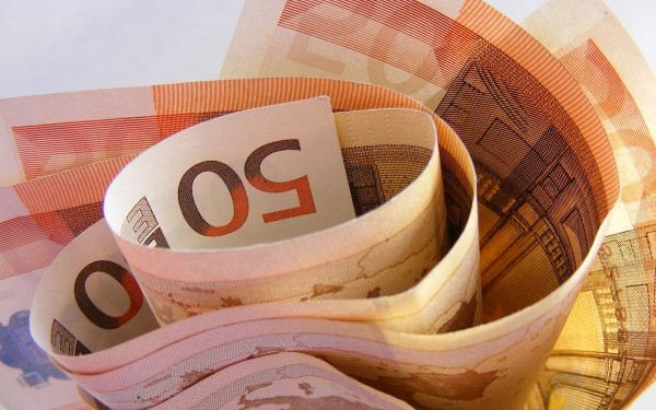Πληρωμές 2,48 δισ. ευρώ από e-ΕΦΚΑ και ΔΥΠΑ - Πότε μπαίνουν τα χρήματα