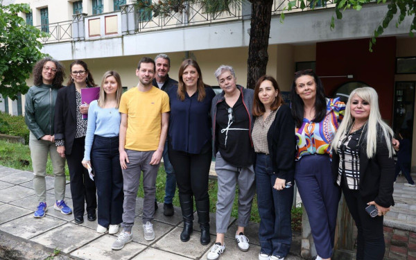 Ζ. Κωνσταντοπούλου στη Θεσσαλονίκη: Ανεπίτρεπτες ελλείψεις στις κλινικές του νοσοκομείου Παπανικολάου