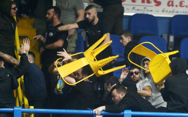 Μπάσκετ: Καφρίλα στο Περιστέρι (photos+video)