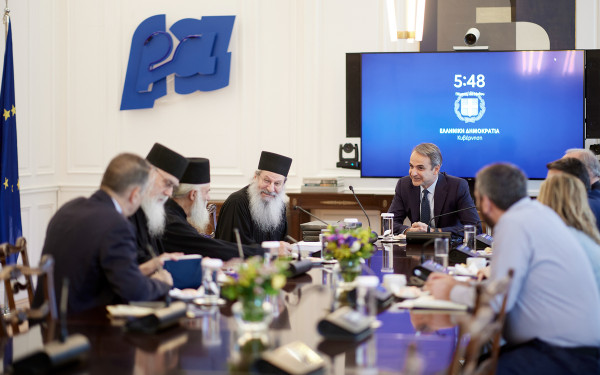 Θέματα του Αγίου Όρους και της Ιεράς Κοινότητας στη συνάντηση του Κυρ. Μητσοτάκη με τριμελή Επιτροπή της Αθωνικής Πολιτείας