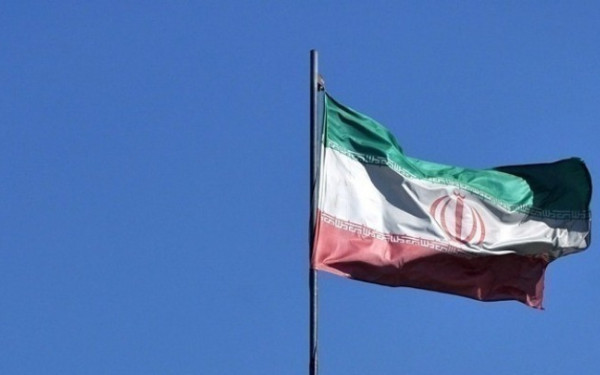 Το Ιράν αρνείται τον ισχυρισμό Τραμπ ότι ζήτησε συνάντηση στον Λευκό Οίκο