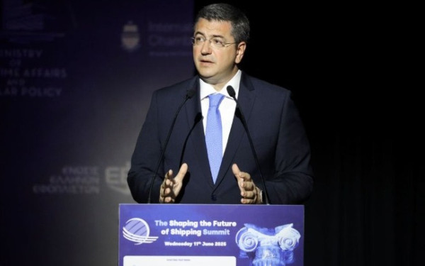 A Τζιτζικώστας - Σύνοδος της Αθήνας για τη Ναυτιλία: «Η ανταγωνιστικότητα απόλυτη προτεραιότητα»