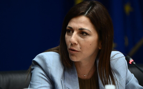 Στο σχολείο της Γκράβας η Σ. Ζαχαράκη - «Η αναστολή της διά ζώσης λειτουργίας δημιούργησε κενά»