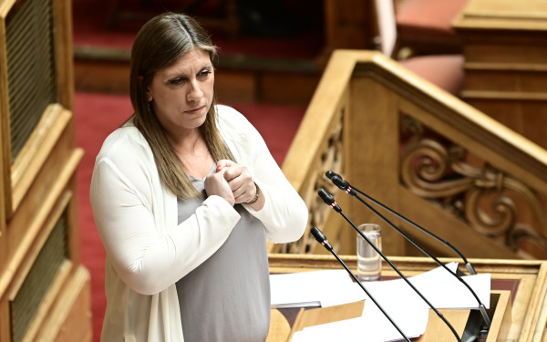 Προανακριτική για Τέμπη - Ζ. Κωνσταντοπούλου: «Πόσες φορές ακόμα θα σας καλέσουν να μπαζώσετε την αλήθεια;»