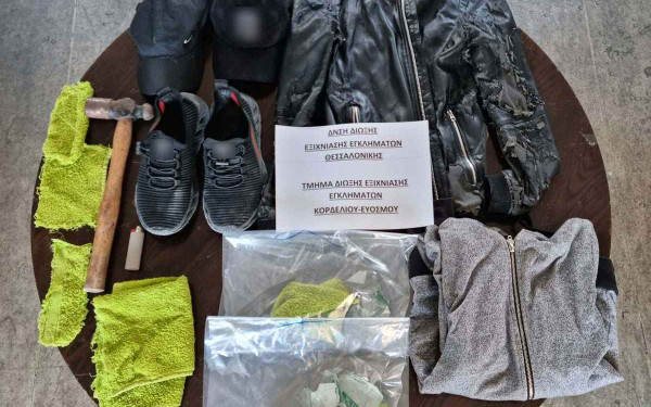 Θεσσαλονίκη: Απόπειρα εμπρησμού με μολότοφ σε κατάστημα στον Εύοσμο - Συνελήφθη 22χρονος αλλοδαπός