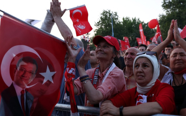 Τουρκία: Νέα έρευνα για «προσβολή του προέδρου» Ερντογάν εις βάρος του επικεφαλής της αντιπολίτευσης Οζέλ