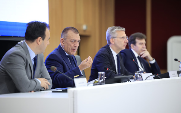 Γ. Βρούτσης - Διυπουργική για οπαδική βία: Προανήγγειλε διάταξη για διοικητικές κυρώσεις σε βάρος παραγόντων