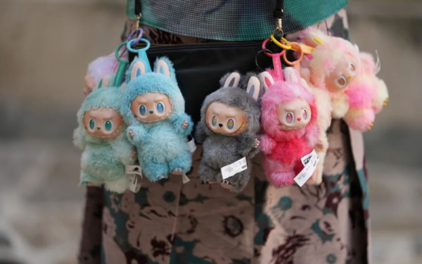 Labubu: Τι κρύβεται πίσω από τη νέα εμμονή του TikTok – Δυο ψυχοθεραπευτές εξηγούν