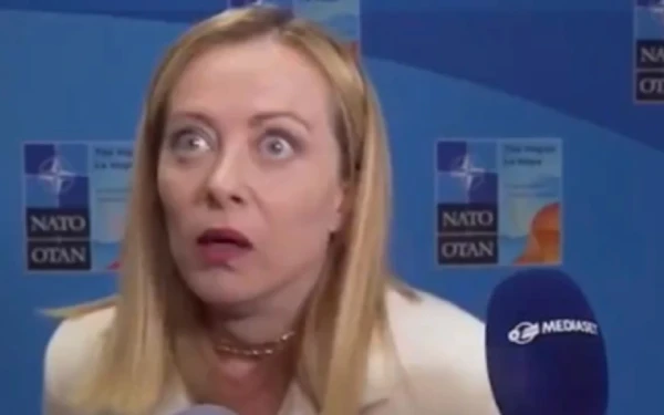 Δείτε το viral βίντεο με τις γκριμάτσες της Τζόρτζια Μελόνι στη Σύνοδο Κορυφής του NATO