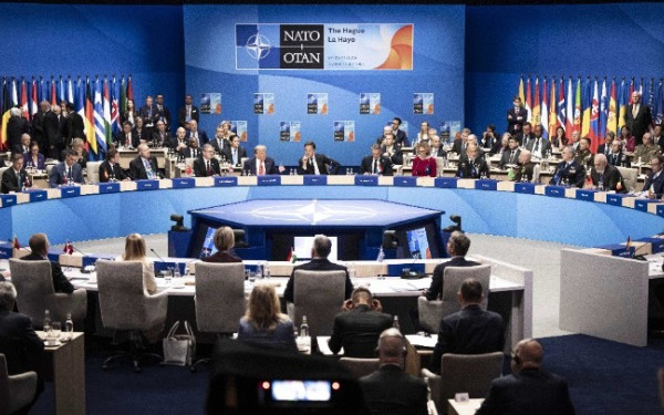 ΝΑΤΟ-Κοινό ανακοινωθέν: Αύξηση αμυντικών δαπανών στο 5%, προσήλωση στο Αρθρο 5, μακροπρόθεσμη δέσμευση υποστήριξης της Ουκρανίας