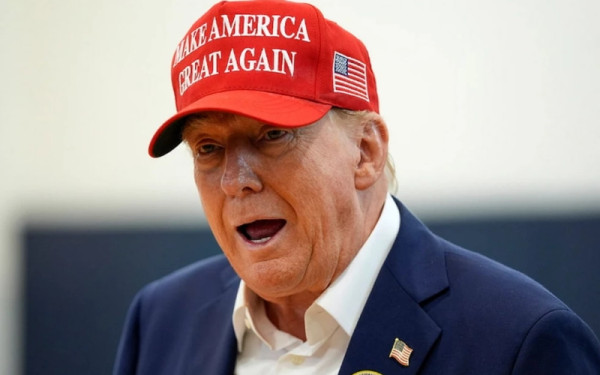 Τραμπ: Γιατί να μην υπάρξει αλλαγή καθεστώτος στο Ιράν; MIGA! - «Μνημειώδεις ζημιές» υπέστησαν οι πυρηνικές εγκαταστάσεις