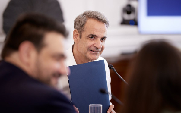 Μητσοτάκης για κάρτα εργασίας: Μόνο στον τομέα του τουρισμού οι δηλωθείσες υπερωρίες αυξήθηκαν κατά 1.000%