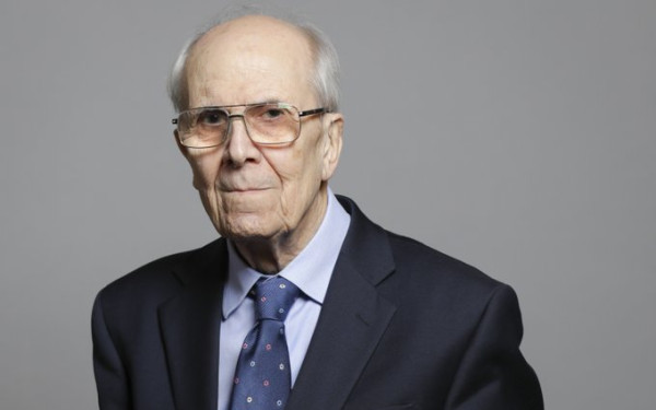 Βρετανία: Έφυγε από την ζωή ο παλαίμαχος βρετανός πολιτικός Νόρμαν Τέμπιτ
